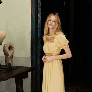 Beautiful yellow silk embroidered Doen dress size small